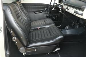 Image 19/50 of Volvo P 123 GT (1969)