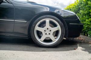 Bild 12/37 von Mercedes-Benz CL 55 AMG (2002)
