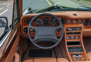 Image 18/29 of Rolls-Royce Corniche IV (1993)