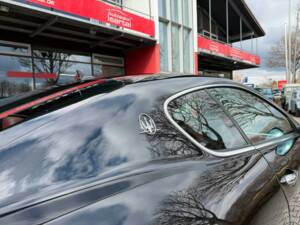 Imagen 6/21 de Maserati GranTurismo 4.2 (2007)