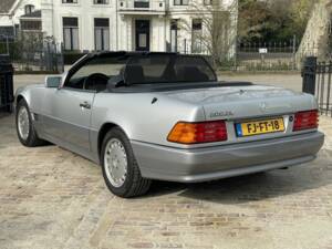 Afbeelding 5/8 van Mercedes-Benz 300 SL (1992)