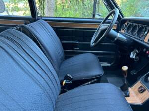 Image 13/30 of Ford 15m RS (1969)