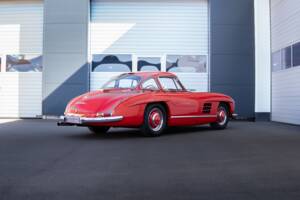Image 4/49 of Mercedes-Benz 300 SL "Gullwing" (1955)