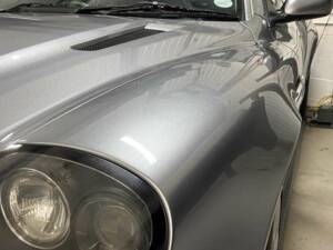 Image 11/50 of Aston Martin V12 Vanquish (2003)