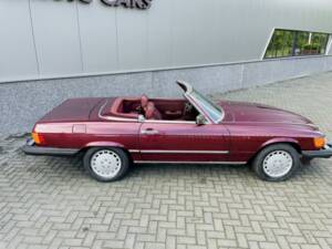 Bild 4/36 von Mercedes-Benz 560 SL (1986)