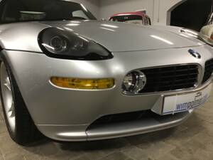 Image 18/25 of BMW Z8 (2002)