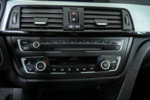 Bild 41/50 von BMW 328i (2012)