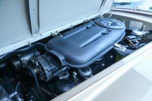 Image 4/50 of Rolls-Royce Silver Cloud III "Chinese Eyes" (1965)
