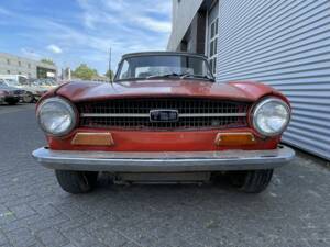 Image 3/8 of Triumph TR 6 (1971)