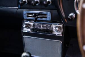 Image 22/56 of Aston Martin DB 4 (1960)