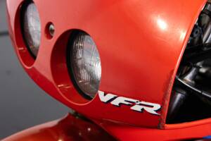 Immagine 32/45 di Honda VFR 400 R (1992)