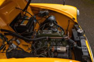 Image 49/50 of Morris Minor Van (1971)