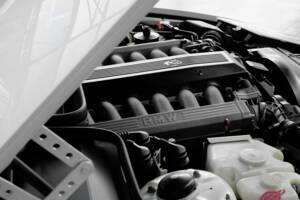 Bild 34/45 von BMW 850i (1990)
