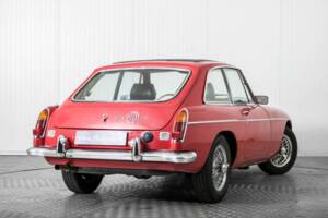 Image 41/50 of MG MGB GT (1967)