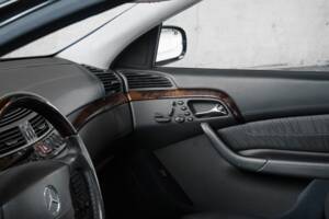 Bild 41/50 von Mercedes-Benz S 600 L (2001)