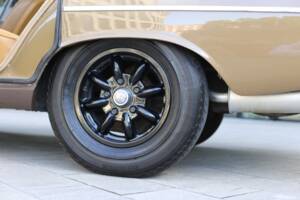 Bild 51/67 von Rover 3500 (1975)