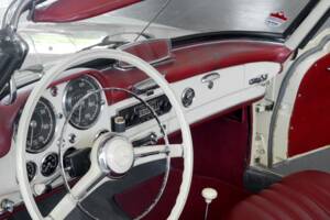 Image 18/50 de Mercedes-Benz 190 SL (1960)