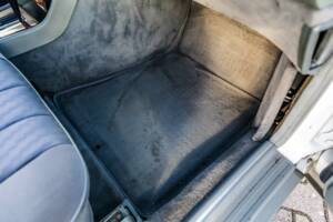 Image 129/175 of Mercedes-Benz 420 SE (1986)