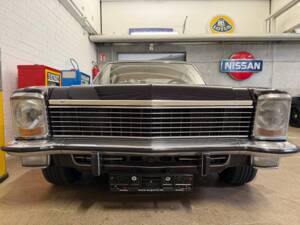 Immagine 3/19 di Opel Diplomat V8 5,4 (1976)