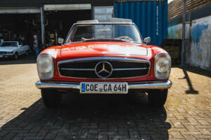 Image 2/8 of Mercedes-Benz 230 SL (1964)