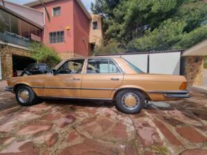 Image 4/8 de Mercedes-Benz 350 SE (1976)