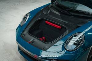 Imagen 12/25 de Porsche 911 Turbo "50 Years" (2024)