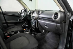 Image 12/50 of Mini One Countryman (2011)