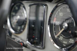 Image 6/18 de Mercedes-Benz 280 SL (1969)