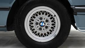 Image 11/15 of BMW 635 CSi (1984)