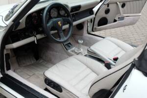Afbeelding 28/59 van Porsche 911 Carrera 2 (1991)