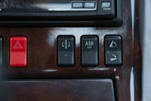 Bild 45/50 von Mercedes-Benz SL 320 (1997)