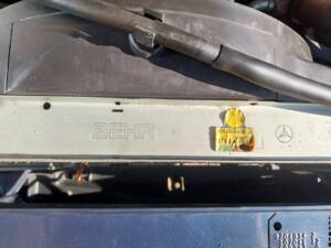 Image 43/43 of Mercedes-Benz 300 SL (1989)