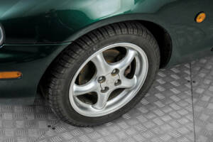 Image 22/50 of Mazda MX-5 1.8 (2000)