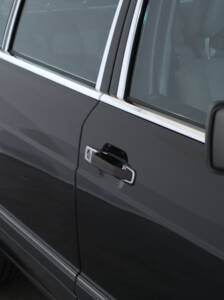 Afbeelding 9/52 van Mercedes-Benz 560 SEL (1988)