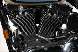 Bild 24/50 von Harley-Davidson FXDB Dyna Glide Daytona (1992)