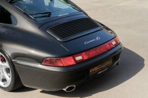 Bild 7/24 von Porsche 911 Carrera 4S (1996)
