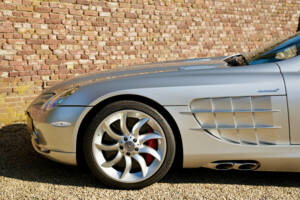 Immagine 29/50 di Mercedes-Benz SLR McLaren (2009)