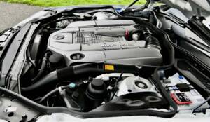 Image 35/50 of Mercedes-Benz SL 55 AMG (2006)