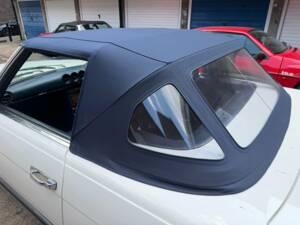 Image 12/50 de Mercedes-Benz 280 SL (1984)