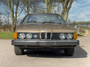 Bild 2/8 von BMW 633 CSi (1981)