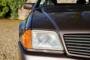 Immagine 39/50 di Mercedes-Benz 300 SL (1993)