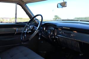 Image 23/43 of Cadillac 62 Sedan (1953)