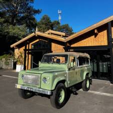 Bild 2/4 von Land Rover Defender 110 (1993)