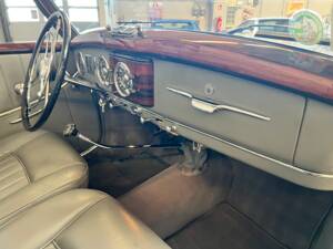 Imagen 4/75 de Mercedes-Benz 170 S Cabriolet A (1951)