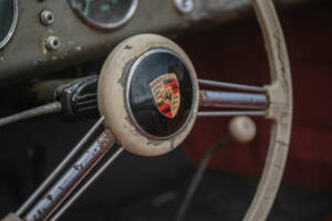 Image 46/50 de Porsche 356 1500 Speedster (1955)