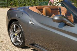Bild 41/50 von Ferrari California (2010)