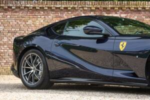 Image 30/50 of Ferrari 812 Superfast (2020)