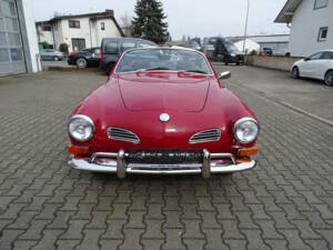 Image 8/63 of Volkswagen Karmann Ghia 1500 (1971)