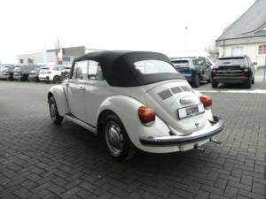 Immagine 6/22 di Volkswagen Käfer 1303 (1979)