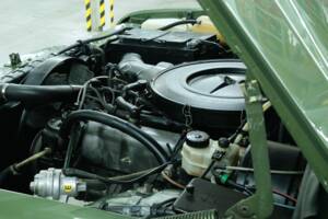 Image 46/50 de Mercedes-Benz 350 SE (1975)